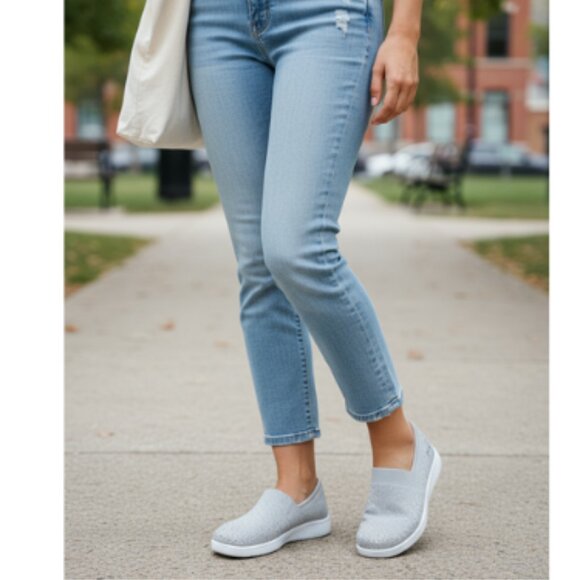 Skechers Martha Stewart: Pier-Lite - My Reflection 7 - Picture 1 of 7